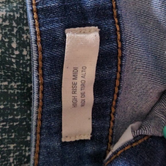 Universal Thread jean shorts - Picture 3 of 4